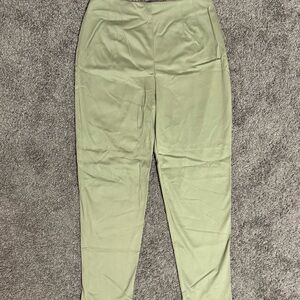 J.R.Morrissey Women’s Capri Pants Made In USA Olive Green Size 10 NWT